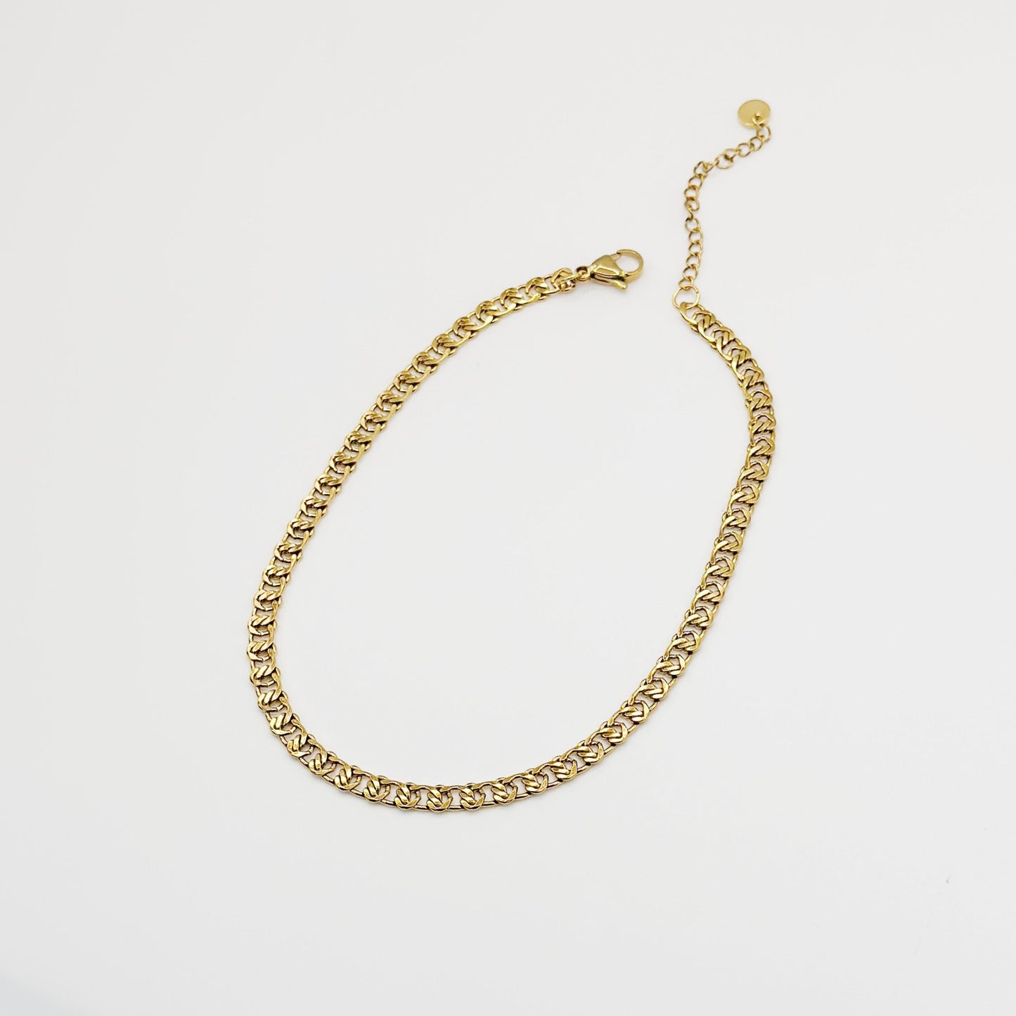 LISA CHOKER